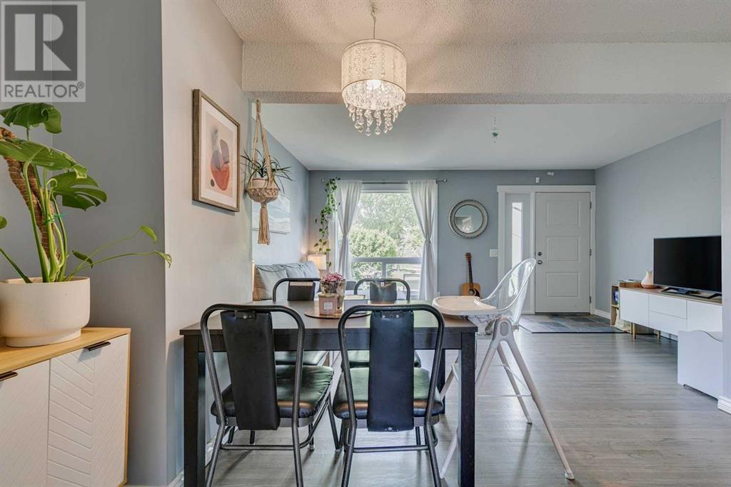Single Family House for Sale in    Street NW Thorncliffe Calgary 