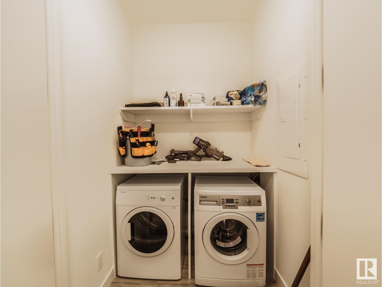 Photo 6 of 4402 10360 102 St Nw, Edmonton AB