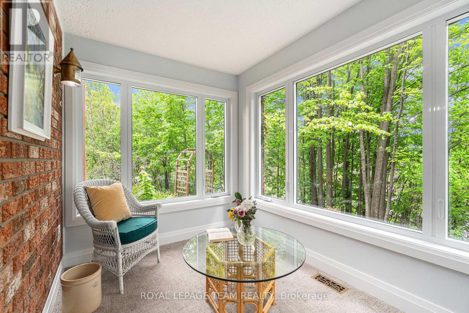 Photo 13 of 2259 Fitzroy Street, Ottawa ON
