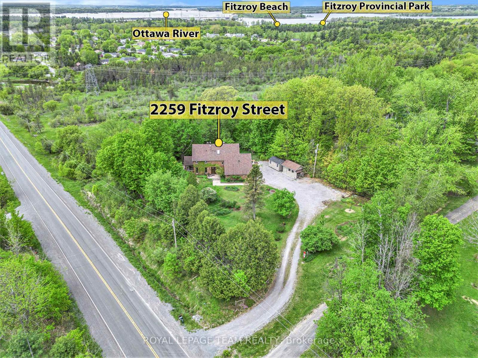 Photo 11 of 2259 Fitzroy Street, Ottawa ON