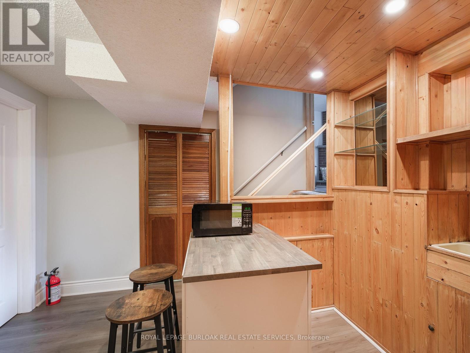 Photo 19 of 768 Thistle Down Court, Mississauga ON