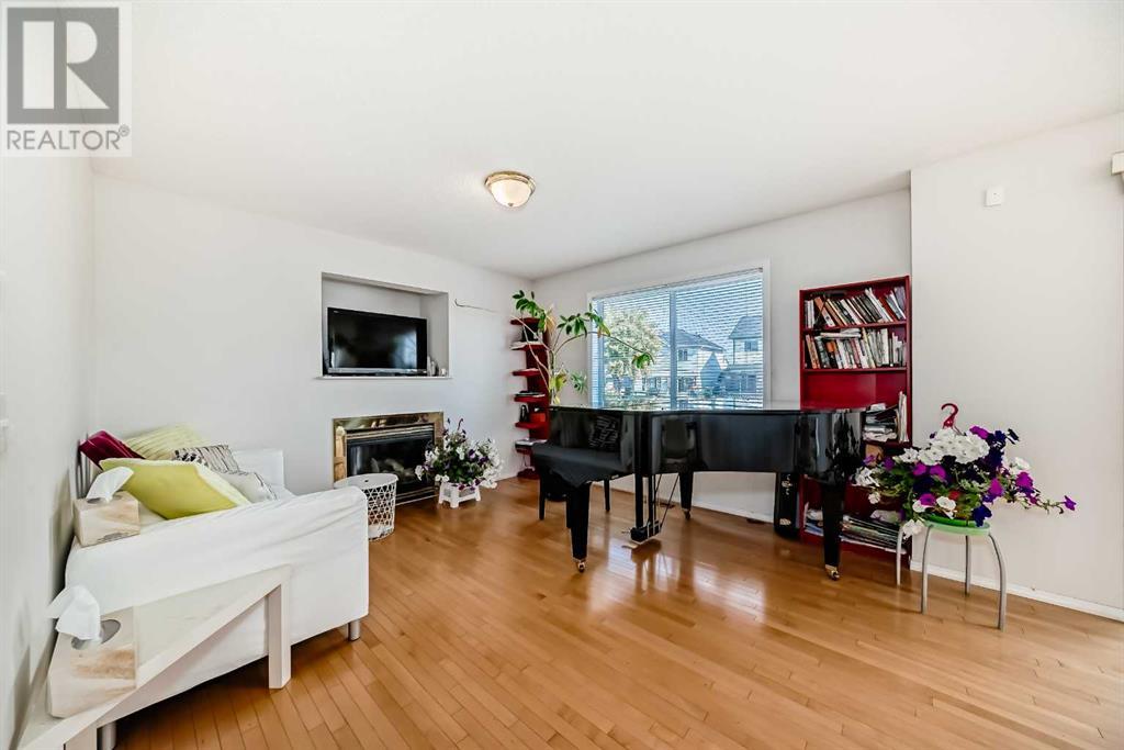Single Family House for Sale in  Saddleback Way NE Saddle Ridge Calgary 