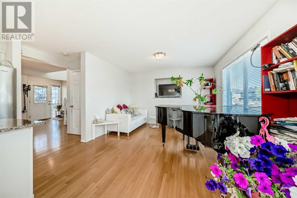 Single Family House for Sale in  Saddleback Way NE Saddle Ridge Calgary 