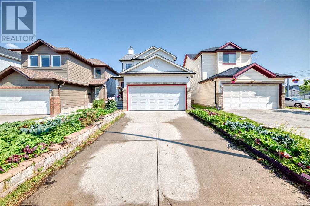 Single Family House for Sale in  Saddleback Way NE Saddle Ridge Calgary 