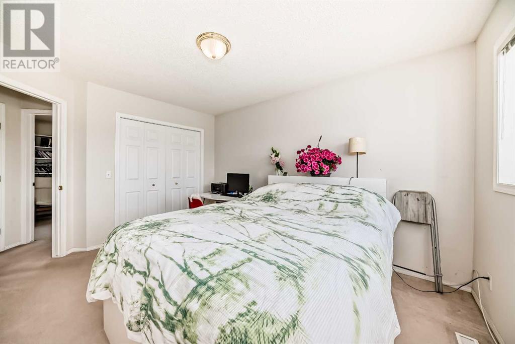 Single Family House for Sale in  Saddleback Way NE Saddle Ridge Calgary 
