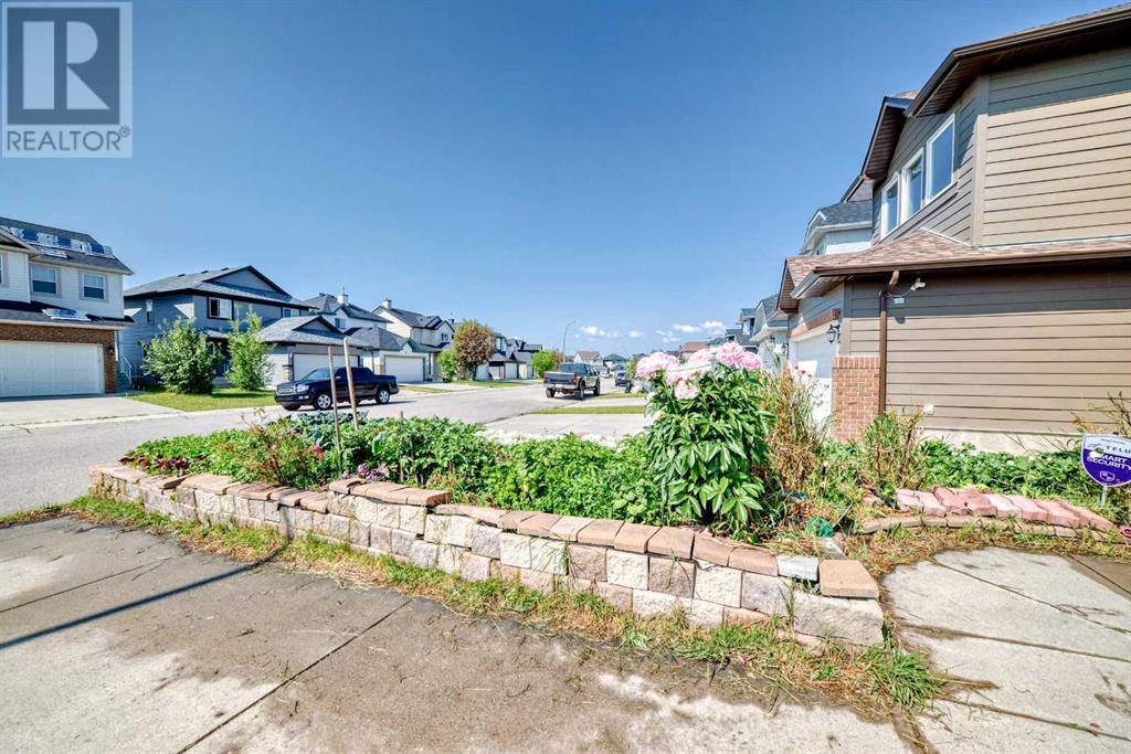 Single Family House for Sale in  Saddleback Way NE Saddle Ridge Calgary 