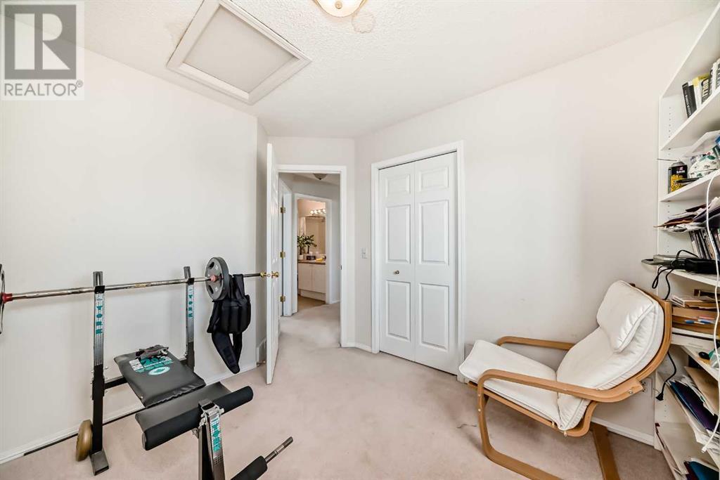 Single Family House for Sale in  Saddleback Way NE Saddle Ridge Calgary 