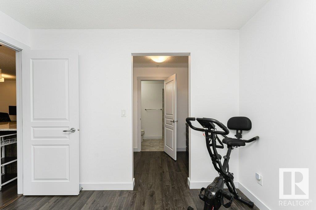 Photo 4 of 304 2207 44 Av Nw, Edmonton AB