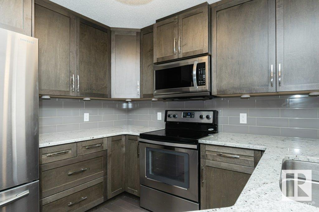 Photo 19 of 304 2207 44 Av Nw, Edmonton AB