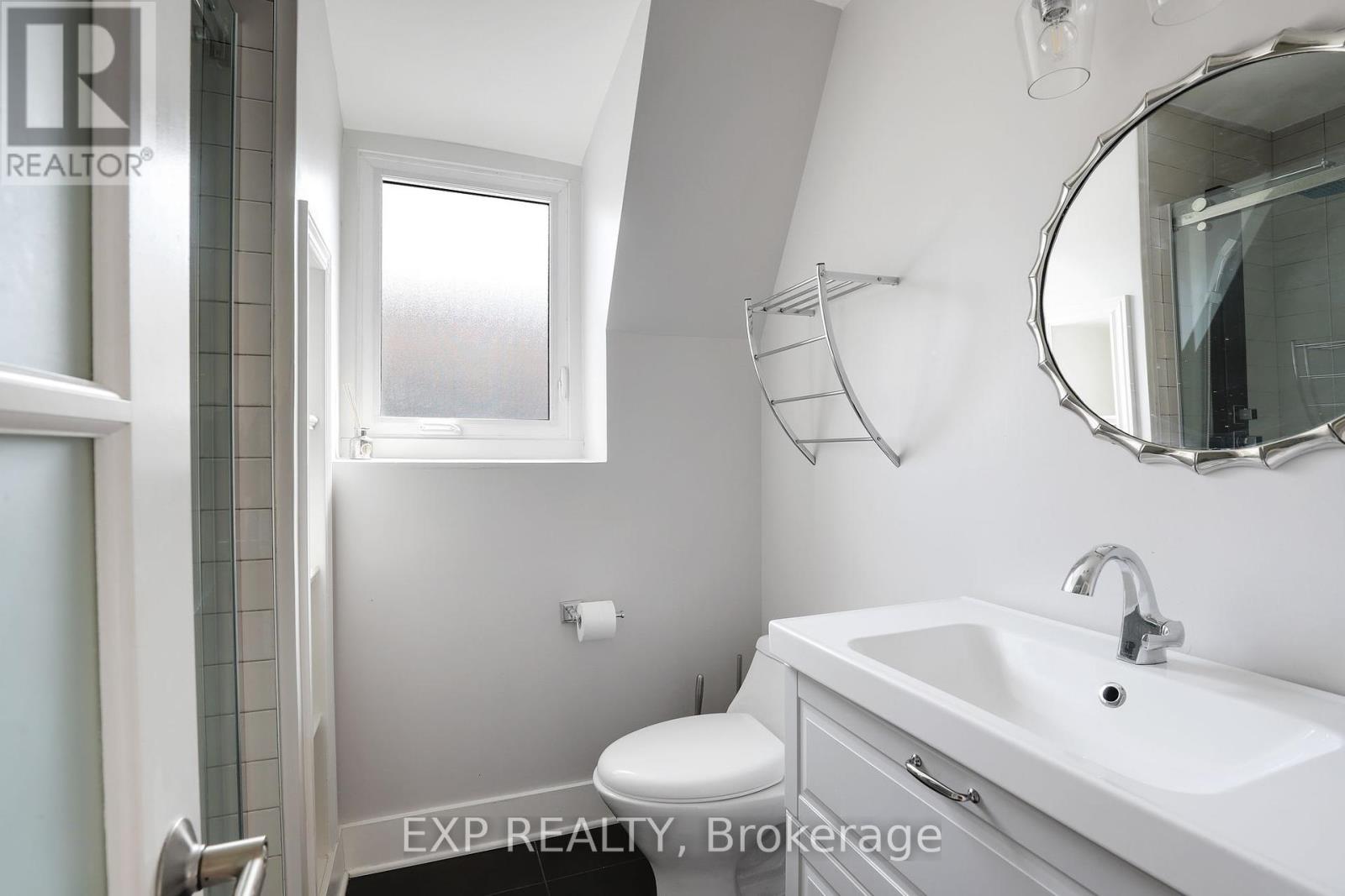 Photo 27 of 22 Delaware Avenue, Ottawa ON