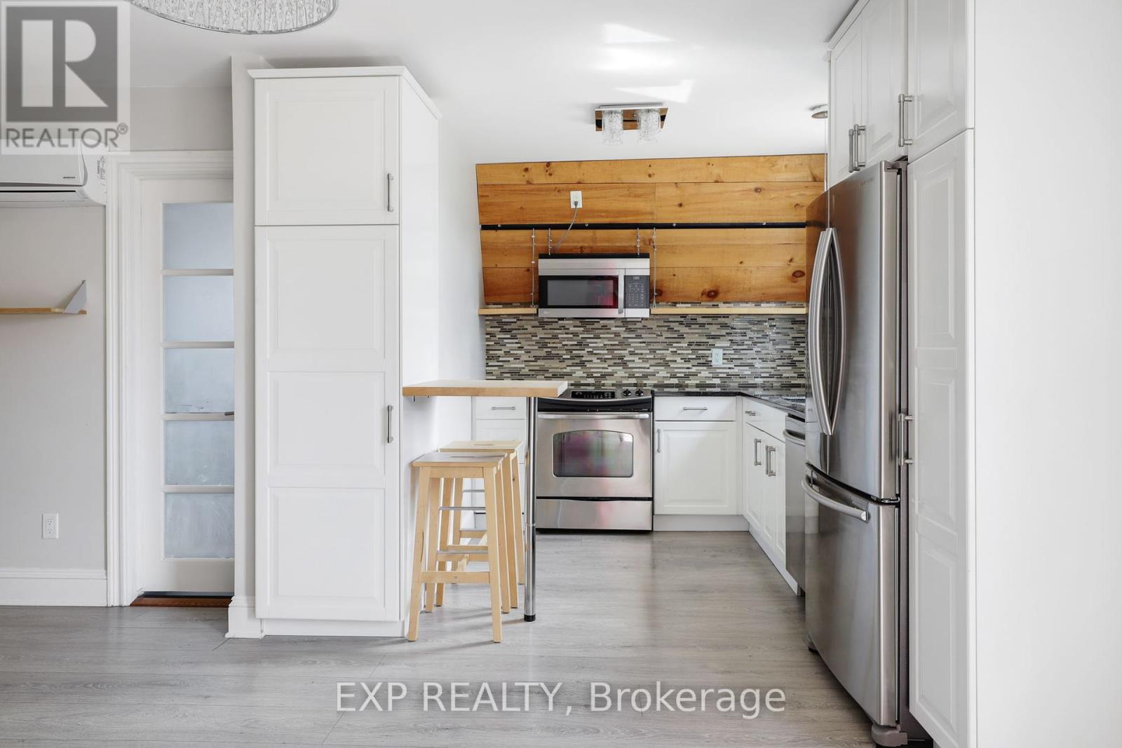Photo 24 of 22 Delaware Avenue, Ottawa ON
