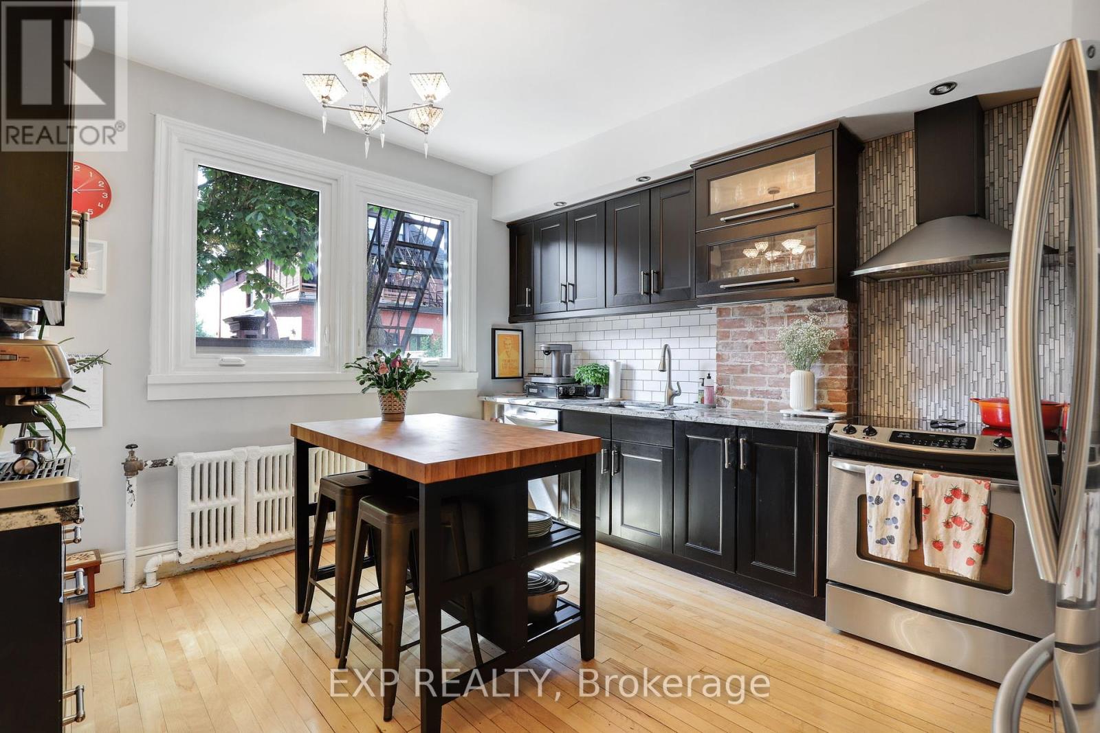 Photo 8 of 22 Delaware Avenue, Ottawa ON