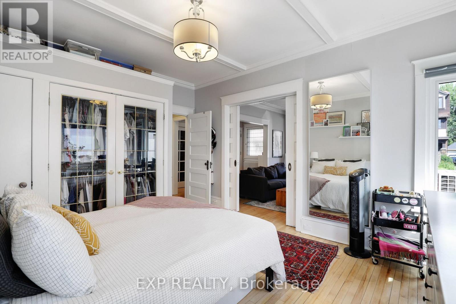 Photo 7 of 22 Delaware Avenue, Ottawa ON