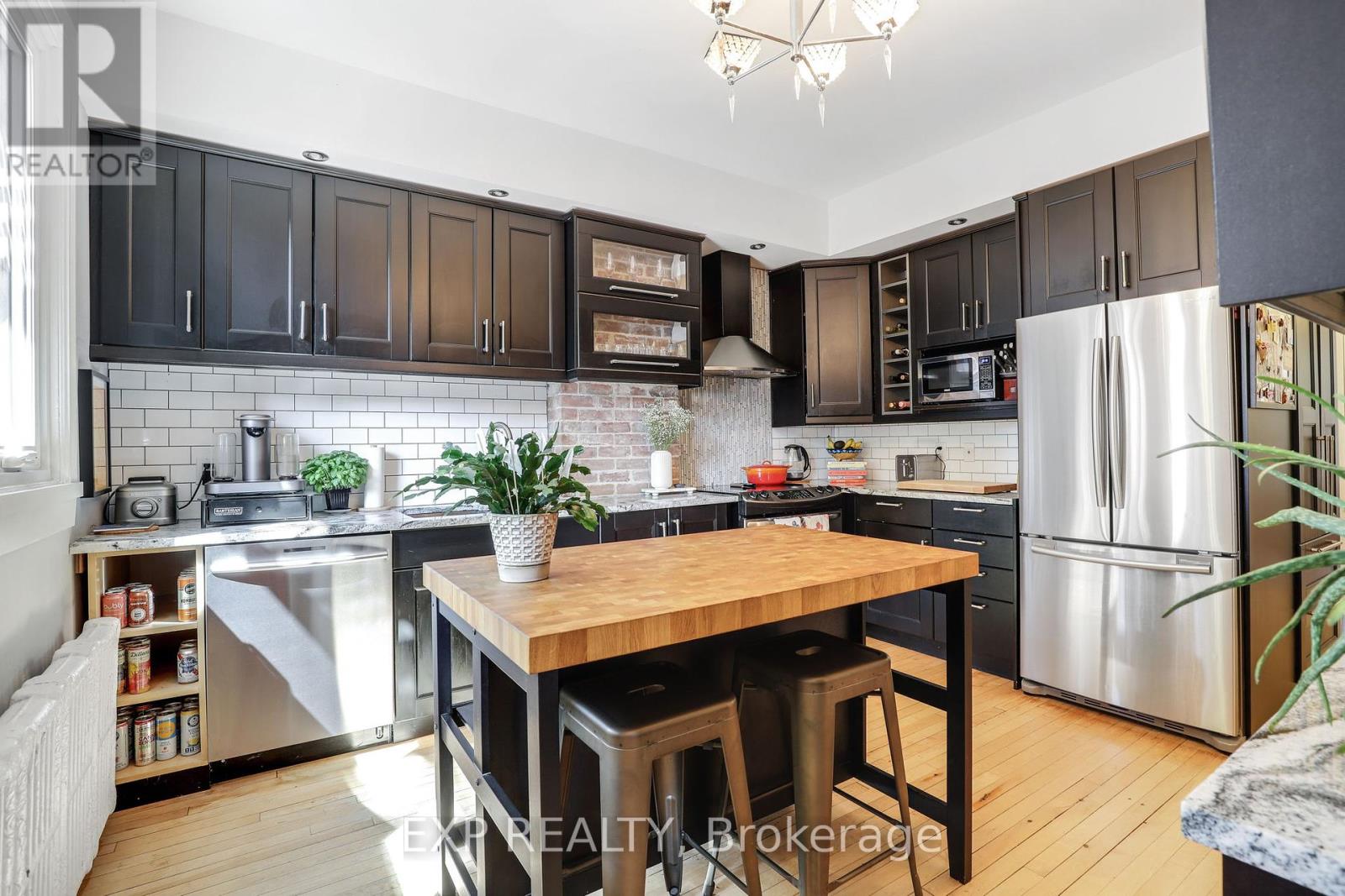 Photo 9 of 22 Delaware Avenue, Ottawa ON