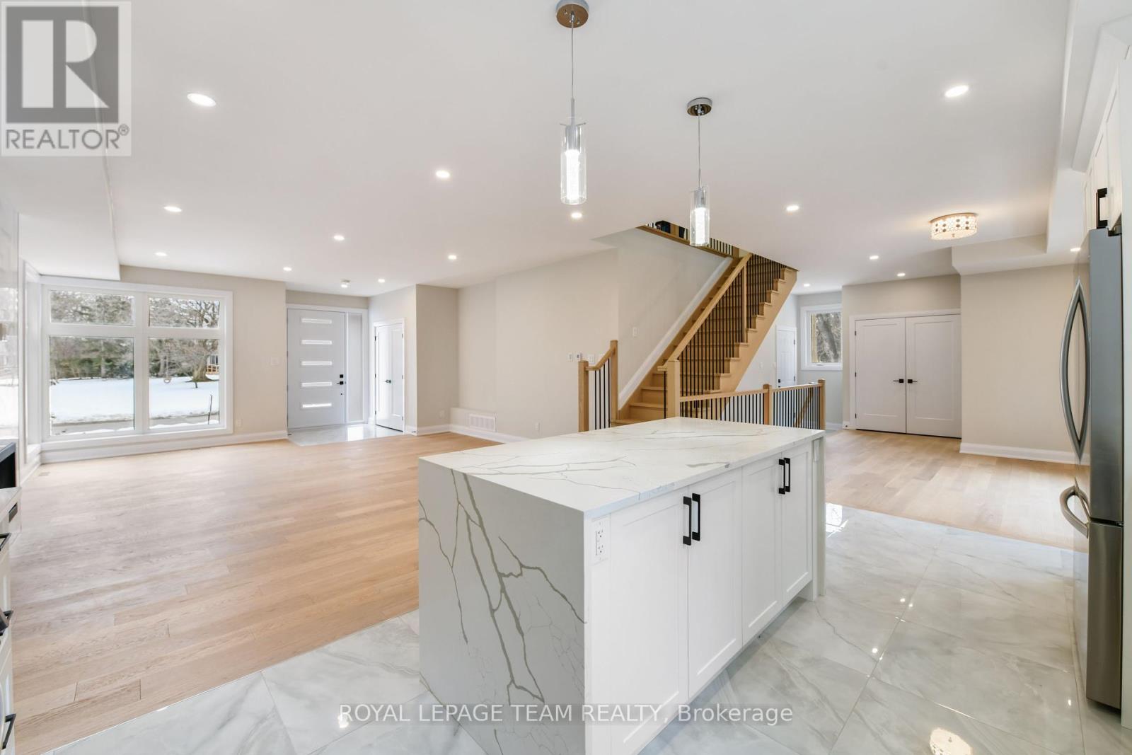 Photo 15 of 845 Melfa Crescent, Ottawa ON