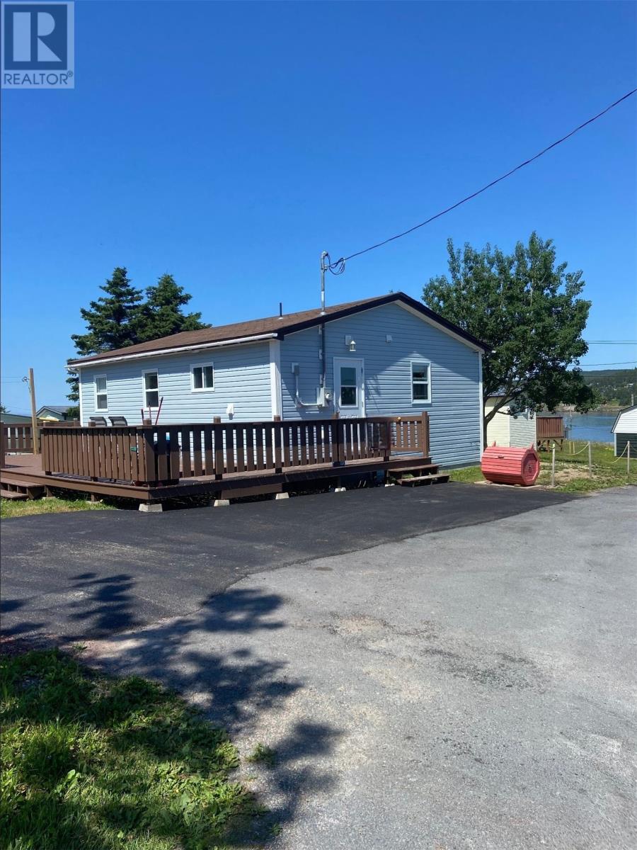 Photo 1 of 10 14 Laheys Road, Hearts Desire NL