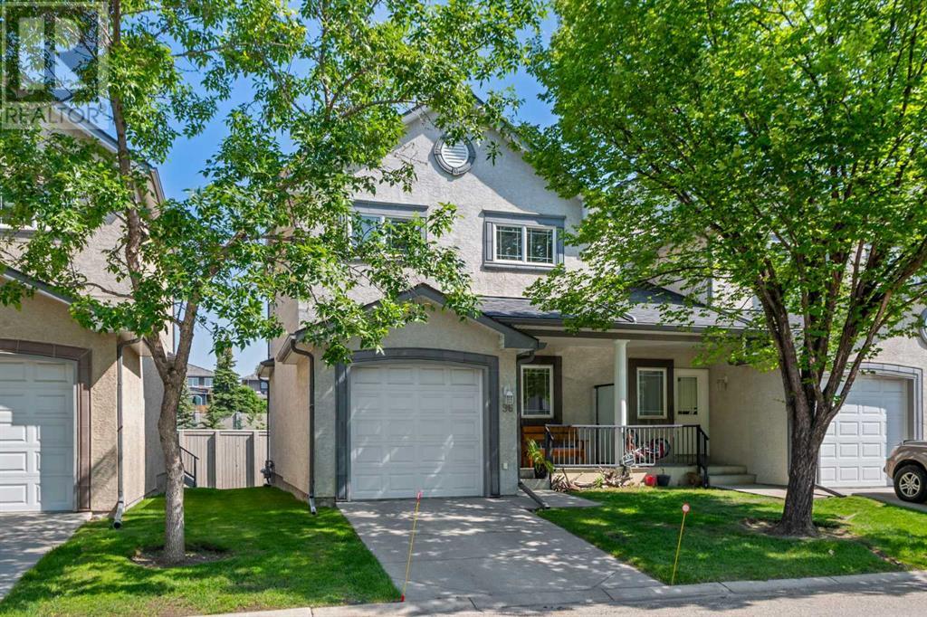 Single Family House for Sale in  Simcoe Place SW Signal Hill Calgary 