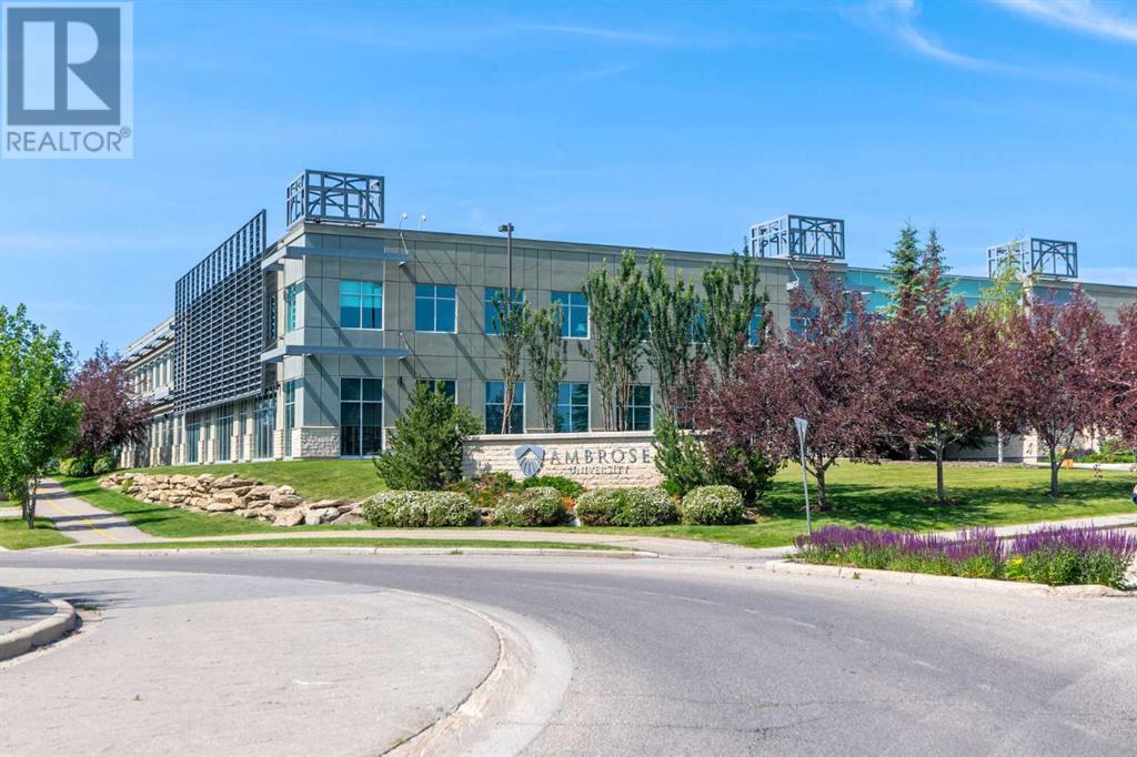 Single Family House for Sale in  Simcoe Place SW Signal Hill Calgary 