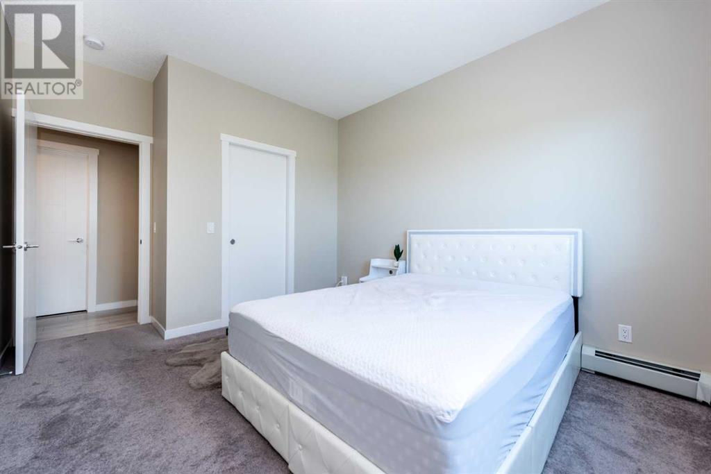Single Family House for Sale in   Sherwood Square NW Sherwood Calgary 