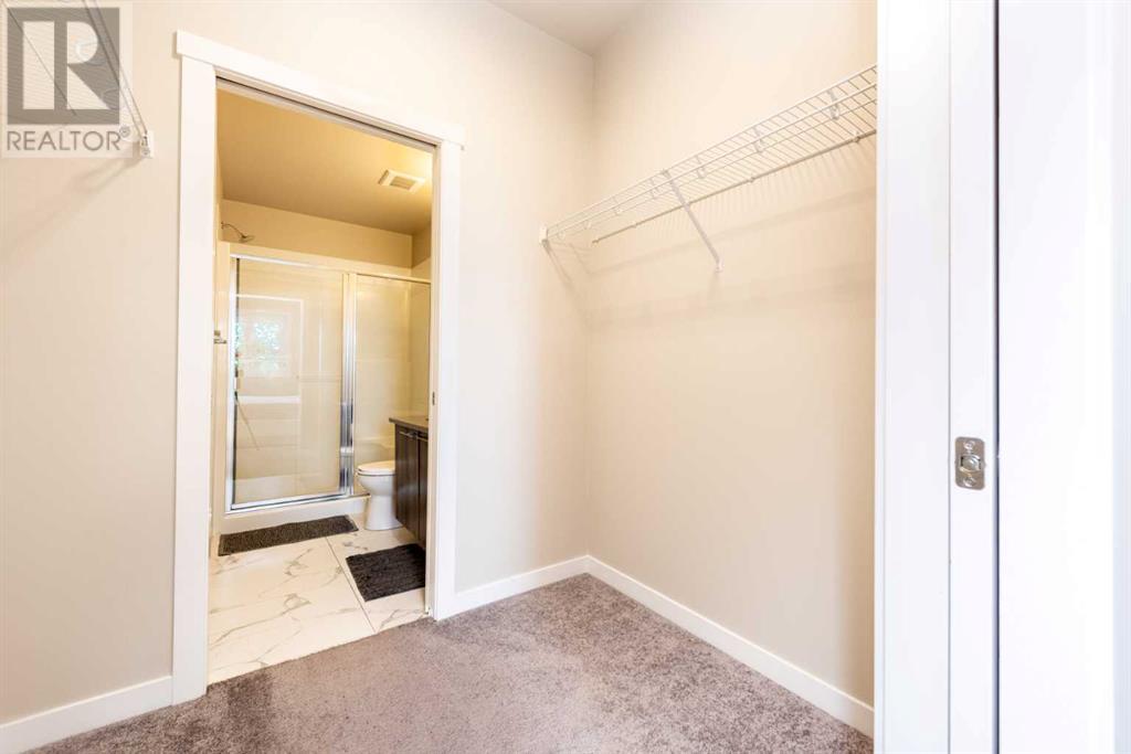 Single Family House for Sale in   Sherwood Square NW Sherwood Calgary 