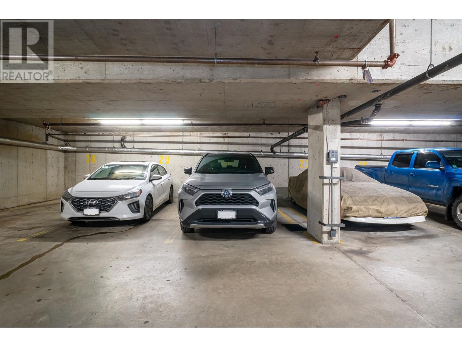 308 1085 W 17TH STREET, North Vancouver