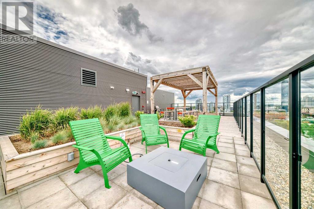 Single Family House for Sale in    Street NE Crescent Heights Calgary 