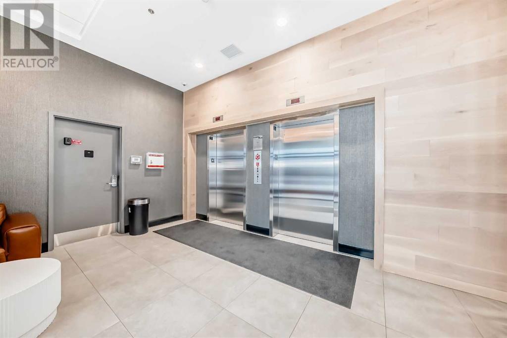 Single Family House for Sale in    Street NE Crescent Heights Calgary 