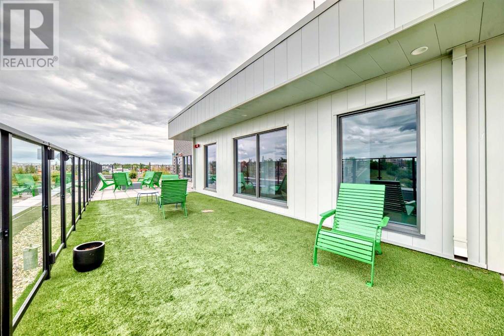 Single Family House for Sale in    Street NE Crescent Heights Calgary 