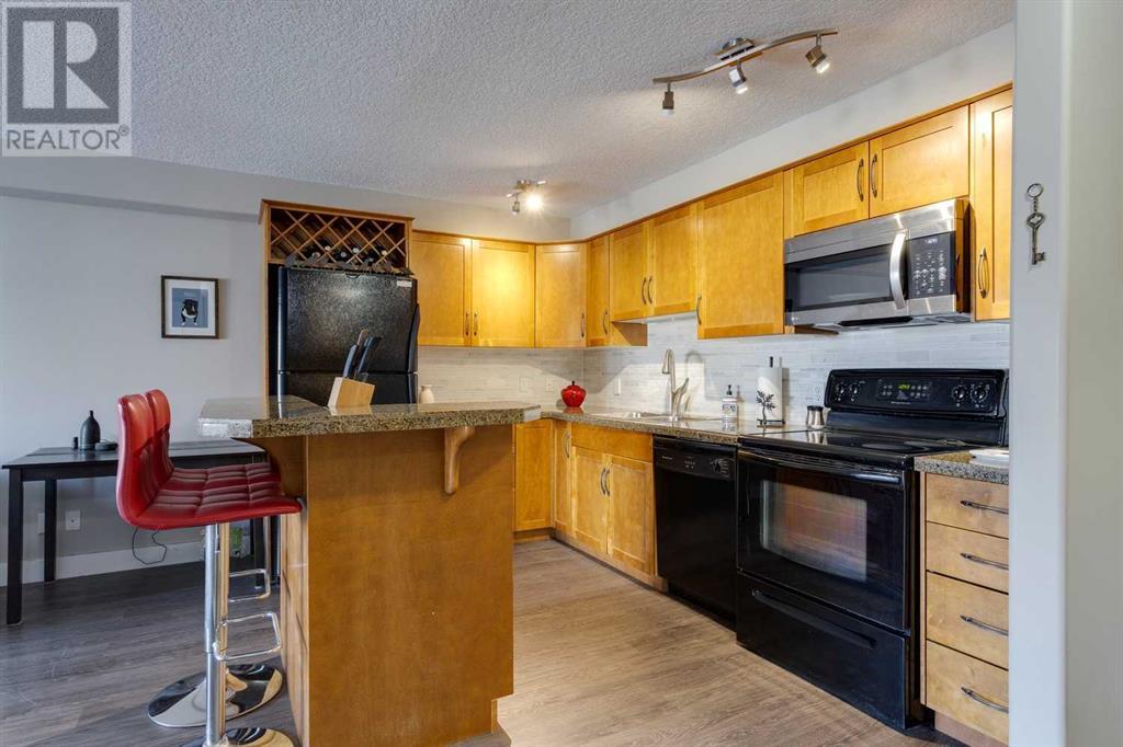 Single Family House for Sale in    Avenue NE Crescent Heights Calgary 