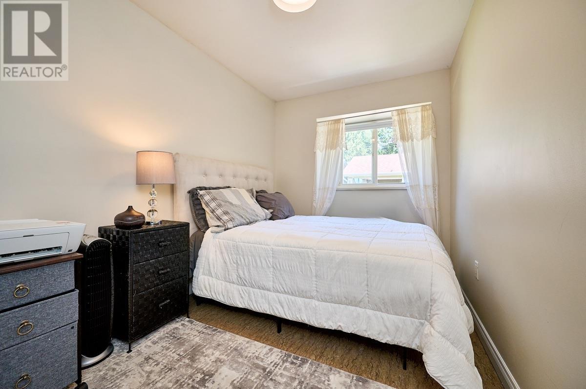 Photo 22 of 562 W Keith Road, North Vancouver BC
