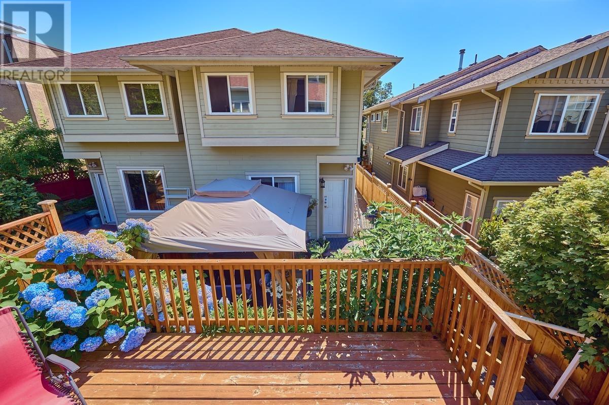 Photo 26 of 562 W Keith Road, North Vancouver BC