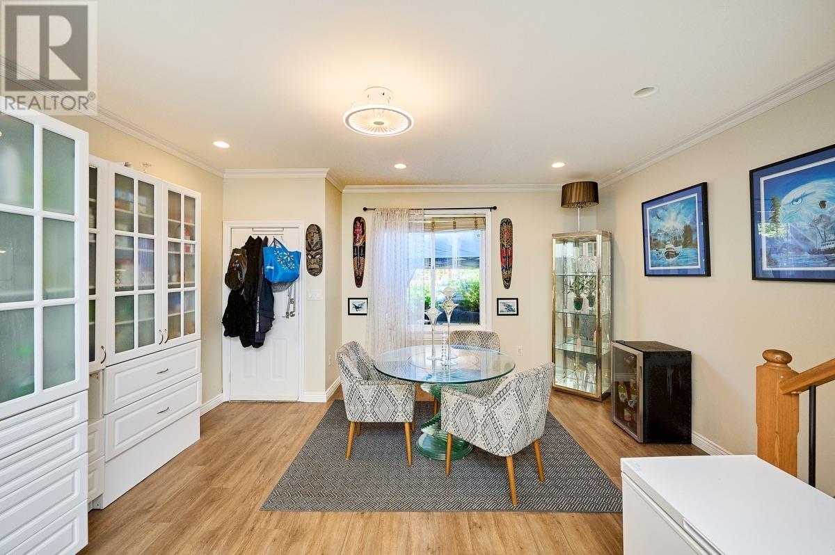 Photo 14 of 562 W Keith Road, North Vancouver BC