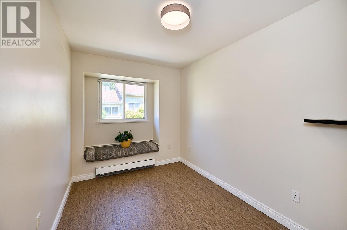 Photo 24 of 562 W Keith Road, North Vancouver BC