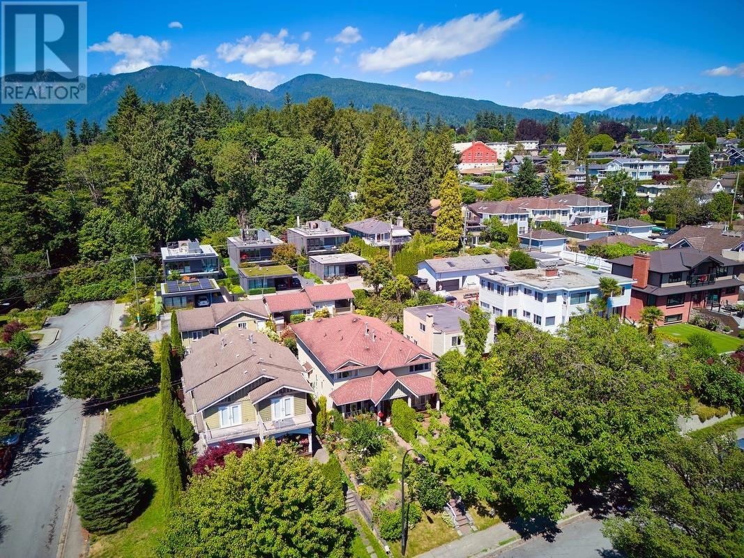 Photo 28 of 562 W Keith Road, North Vancouver BC