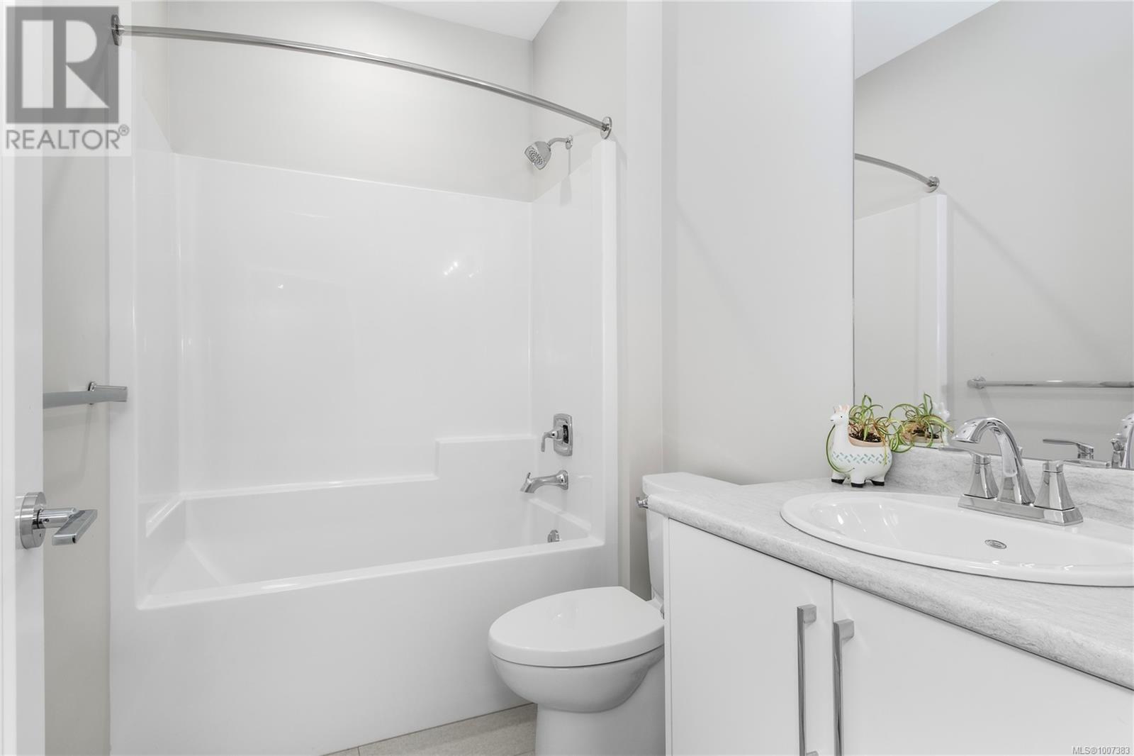 6 2161 Evergreen Rd, Campbell River
