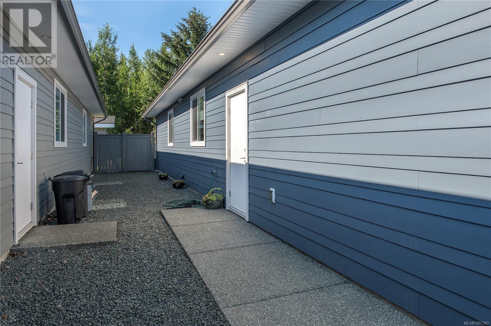 6 2161 Evergreen Rd, Campbell River