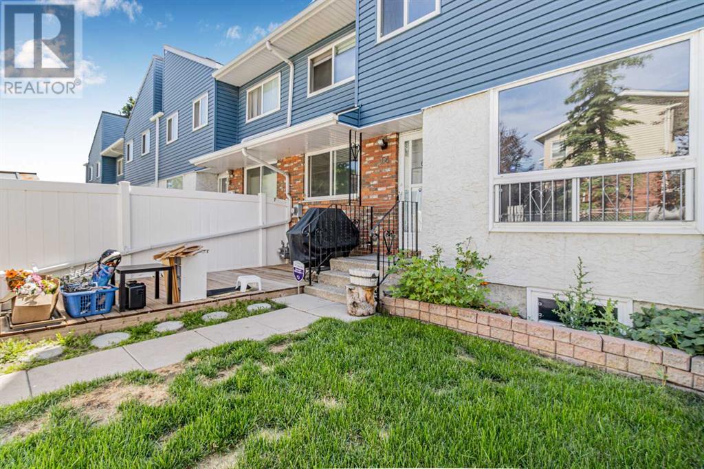 Single Family House for Sale in   Hubalta Road SE Dover Calgary 