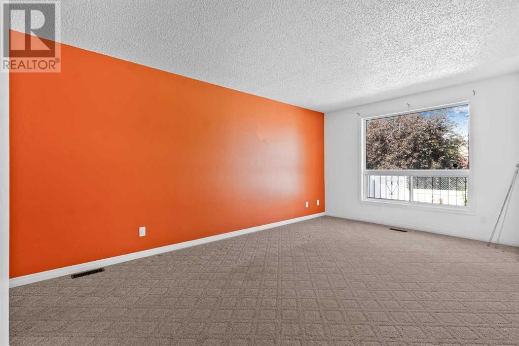 Single Family House for Sale in   Hubalta Road SE Dover Calgary 