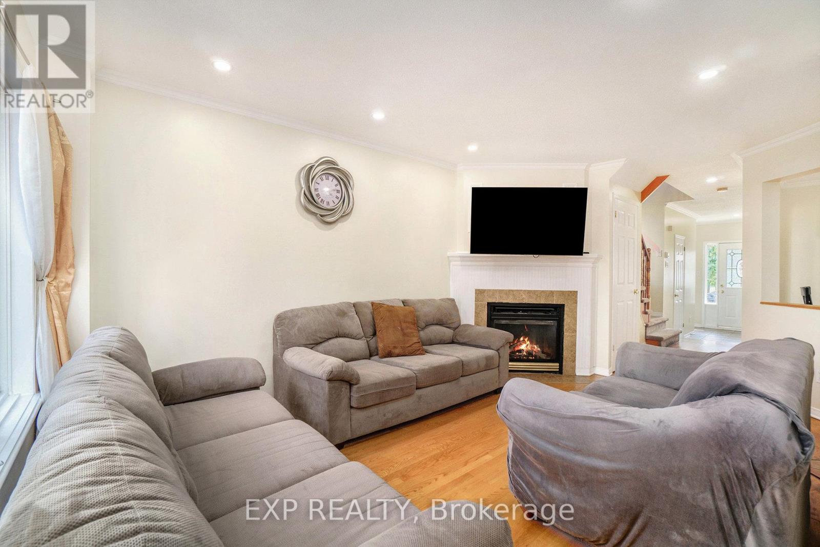 Photo 22 of 77 Palmadeo Drive, Ottawa ON