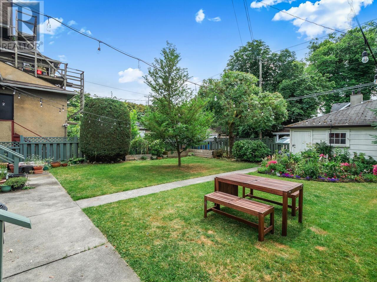 Photo 4 of 1956 1958 W 12 Th Avenue, Vancouver BC