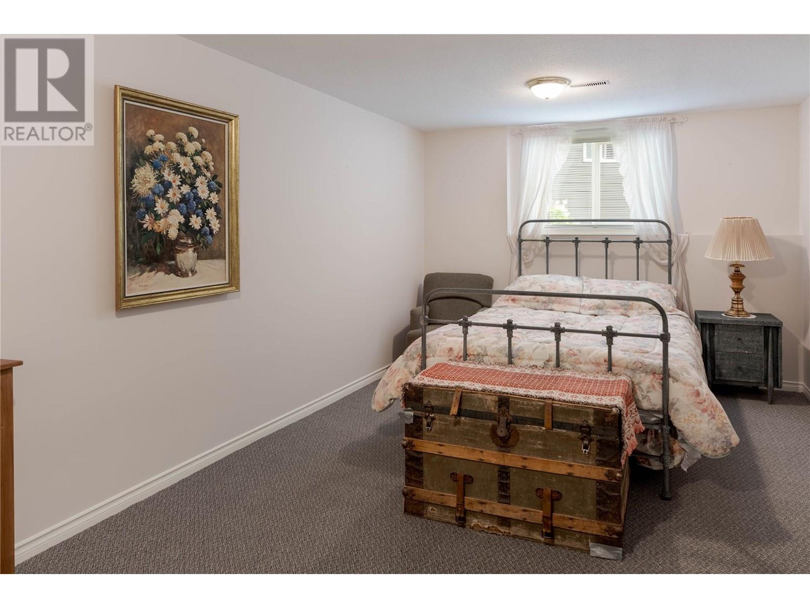 Photo 29 of 3942 Suncrest Court, Kelowna BC