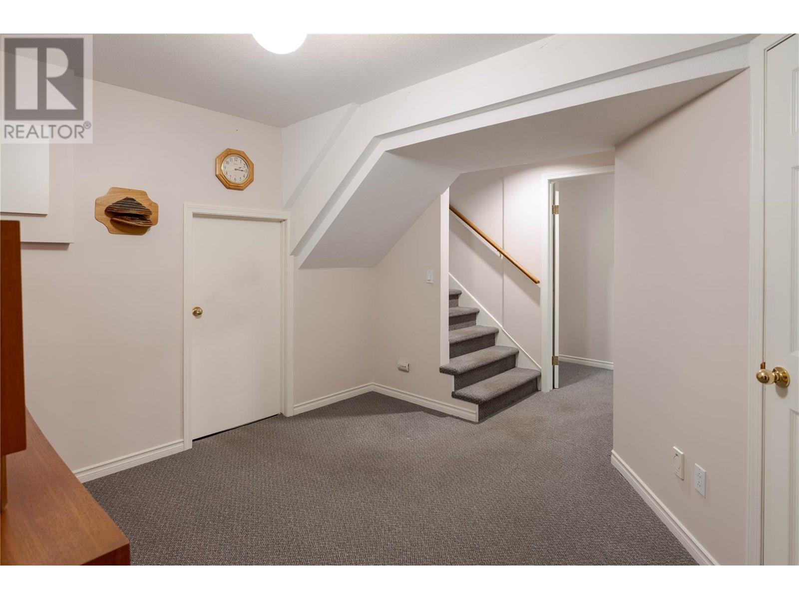 Photo 41 of 3942 Suncrest Court, Kelowna BC