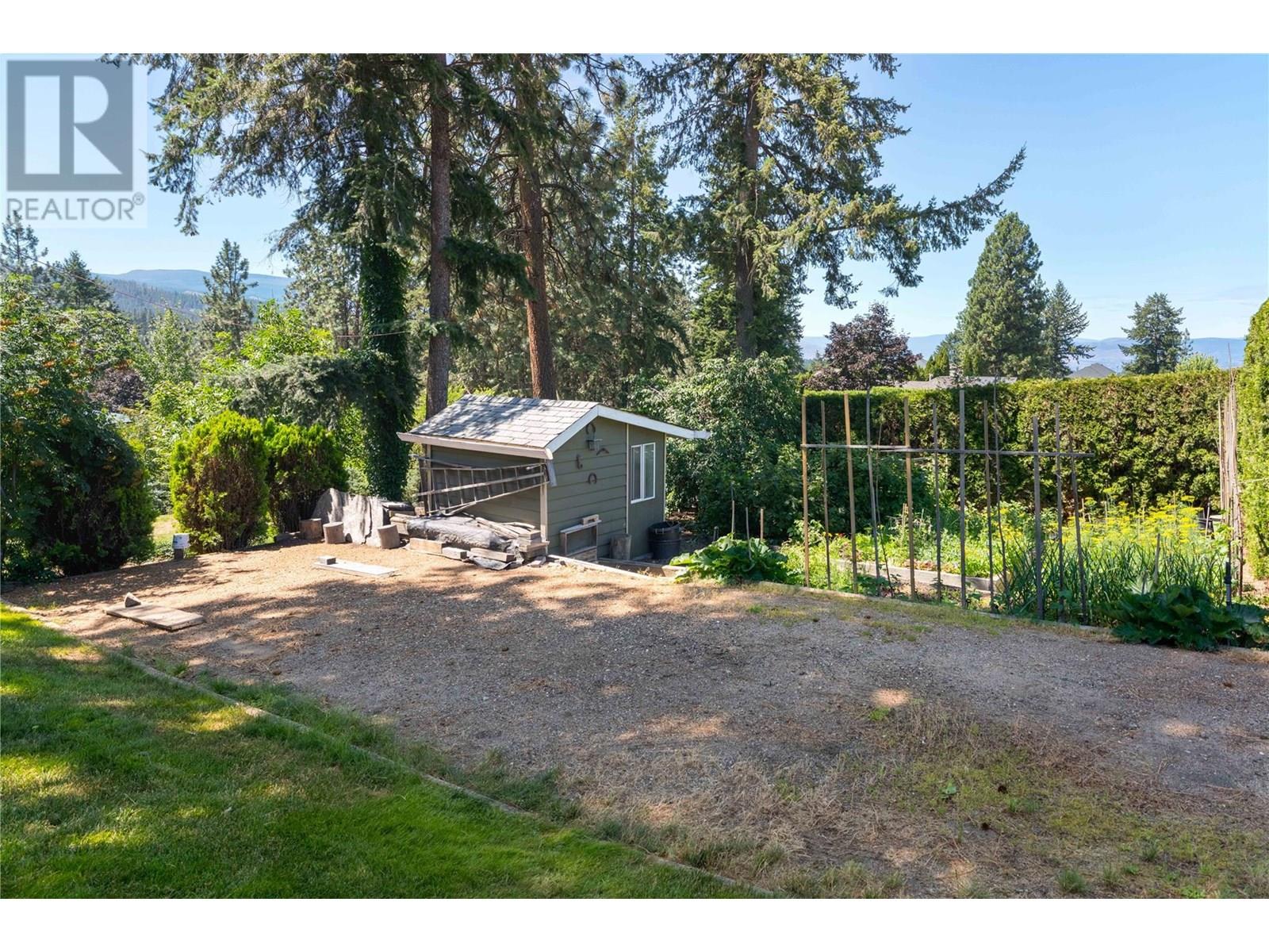 Photo 48 of 3942 Suncrest Court, Kelowna BC