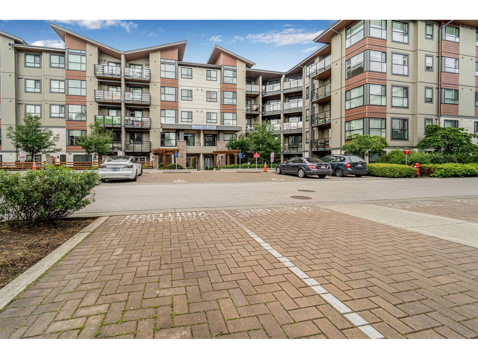 Photo 5 of 306 7809 209 Street, Langley BC