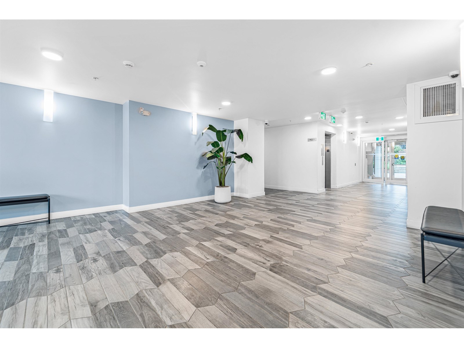 Photo 11 of 306 7809 209 Street, Langley BC