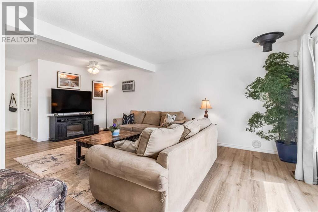 Single Family House for Sale in  Abinger Crescent NE Abbeydale Calgary 