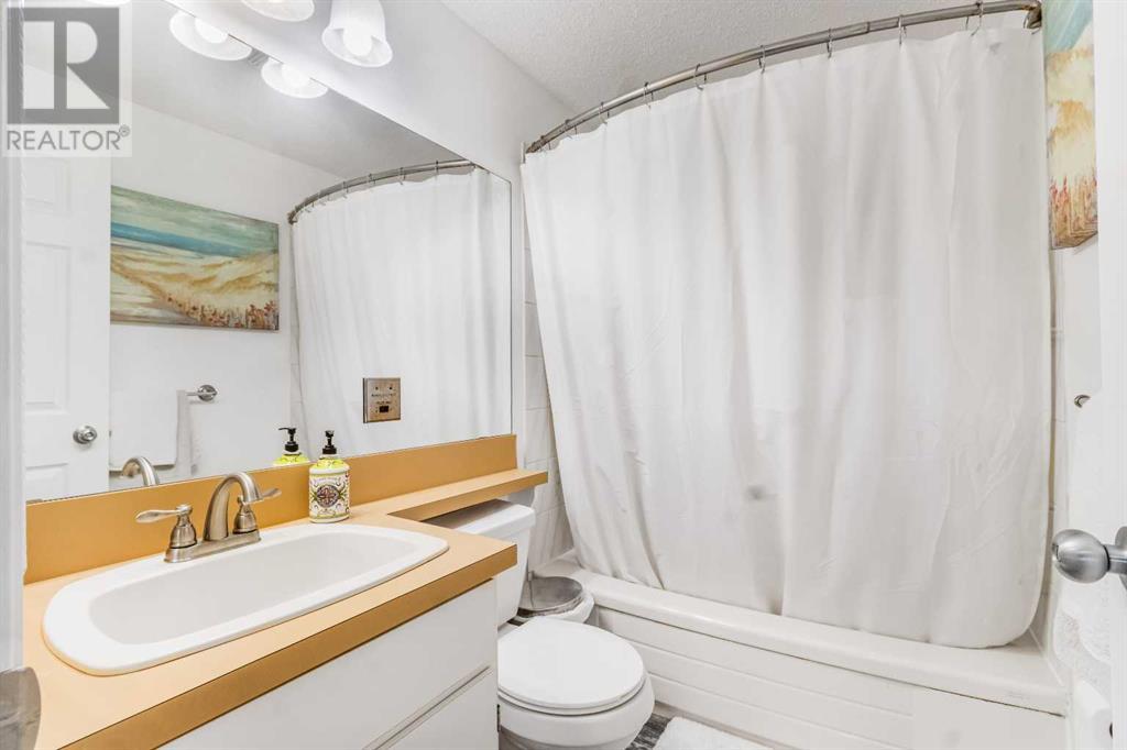 Single Family House for Sale in  Abinger Crescent NE Abbeydale Calgary 