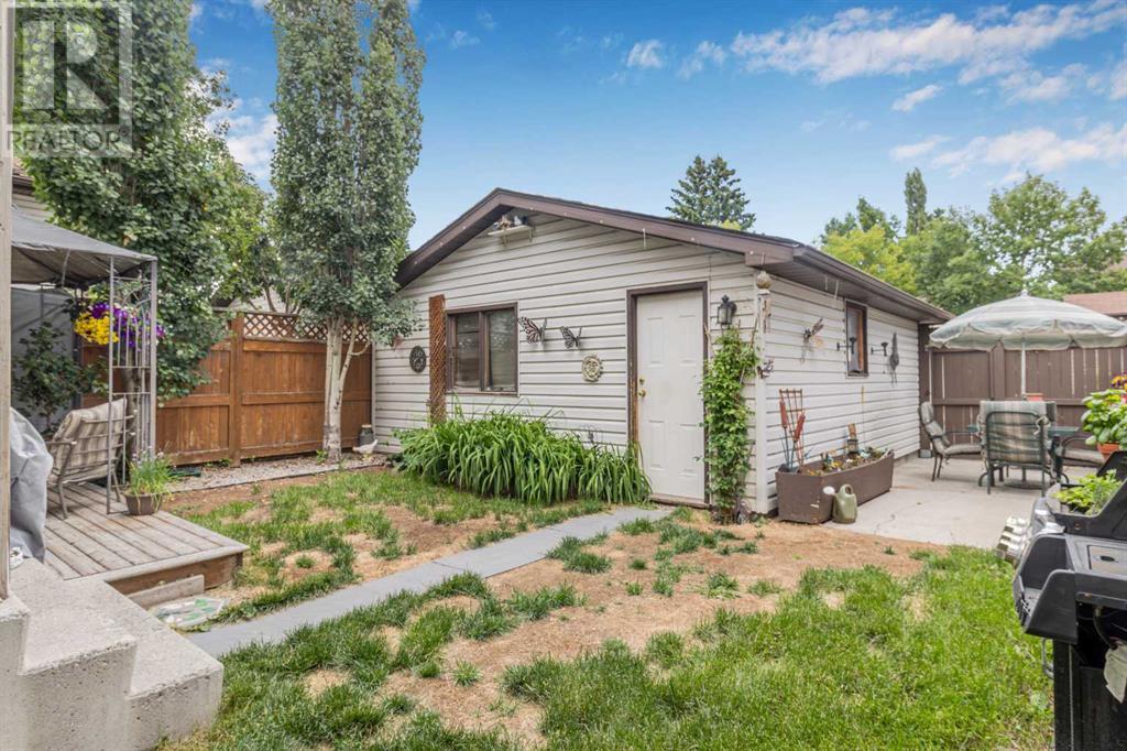 Single Family House for Sale in  Abinger Crescent NE Abbeydale Calgary 