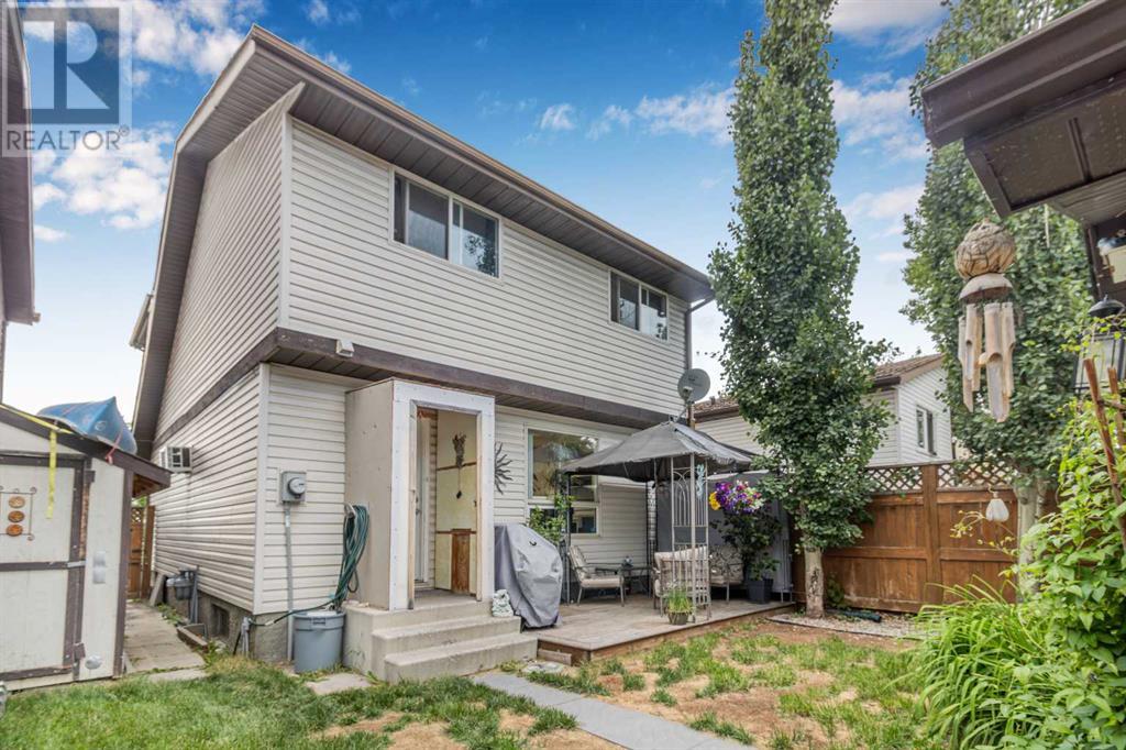 Single Family House for Sale in  Abinger Crescent NE Abbeydale Calgary 