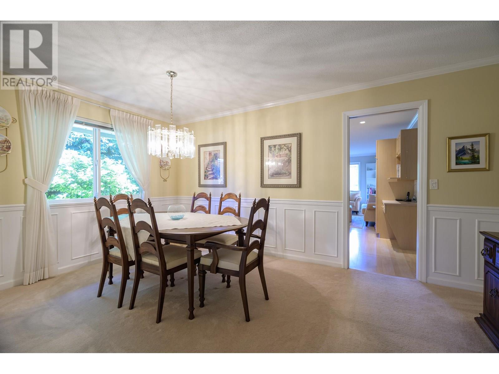 Photo 10 of 4814 Glendale Avenue, Ladner BC